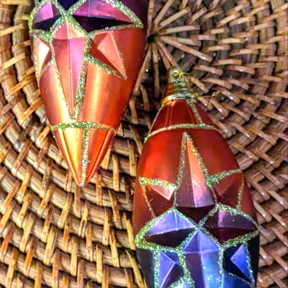 Vintage pair Mercury glass teardrop Christmas ornaments - Picture 4 of 4